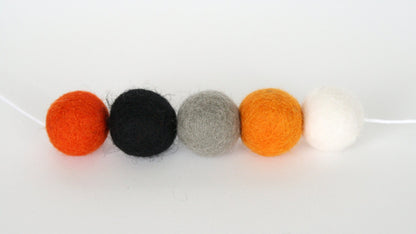 Halloween Ghost Felt Ball Garland