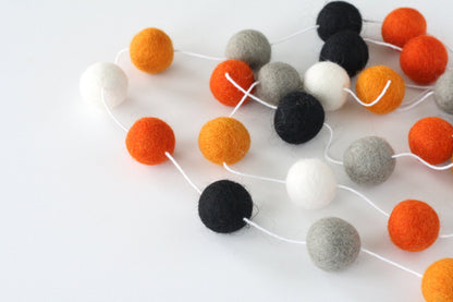 Halloween Ghost Felt Ball Garland