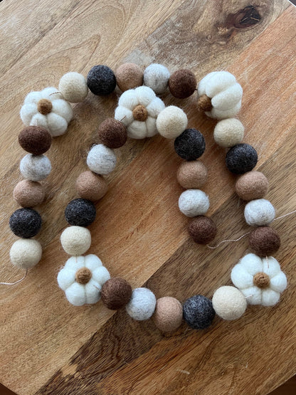 Thanksgiving Pumpkin Felt Ball Garland